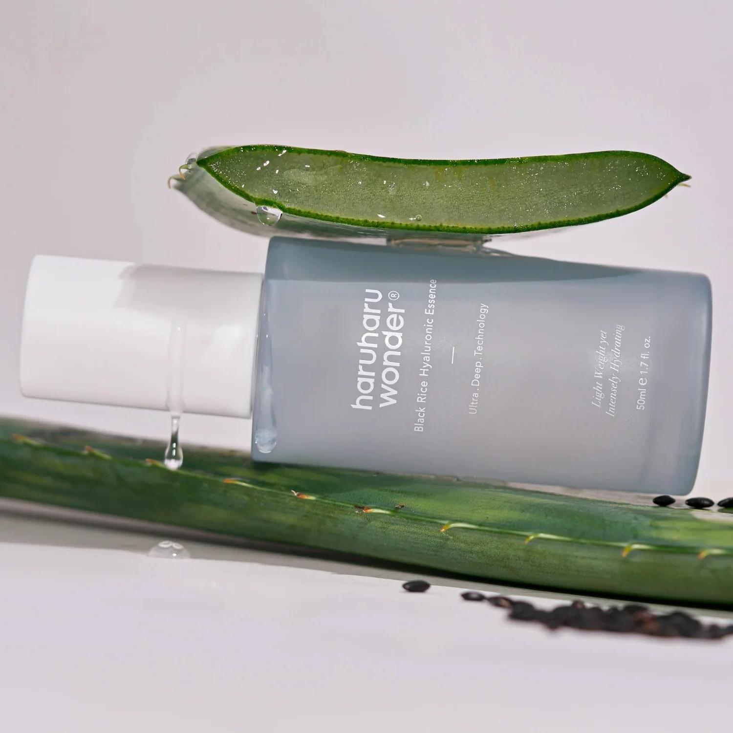 Haruharu Wonder | Black Rice Hyaluronic Essence 50ml - Image 2