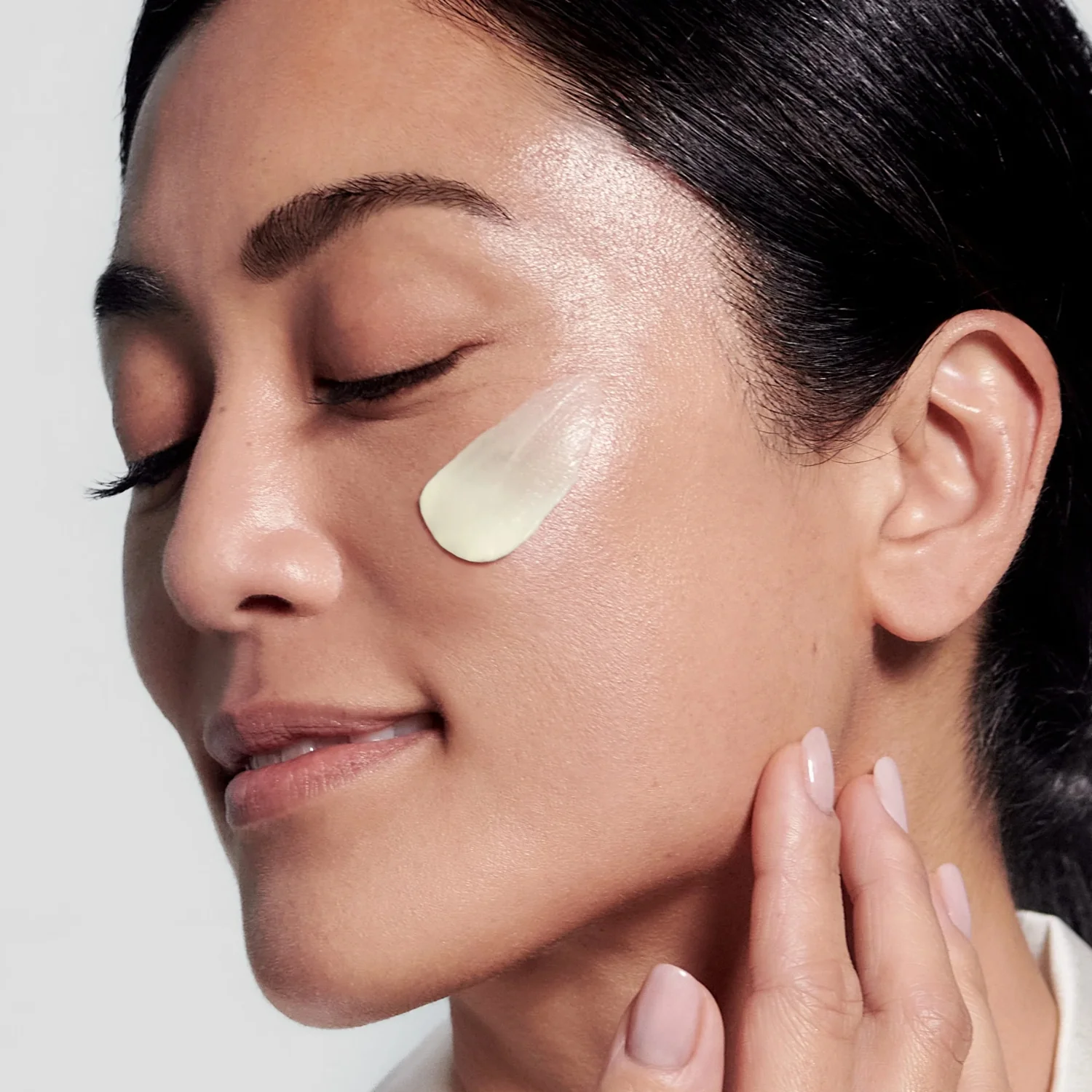 Medik8 Intelligent Retinol Smoothing Night Cream 50ml - Image 4